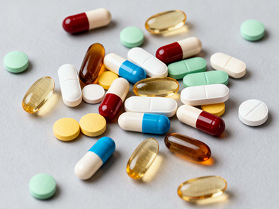 从三角制约到三重增益：纳威尔以AI智慧，重塑制药品控的底层逻辑